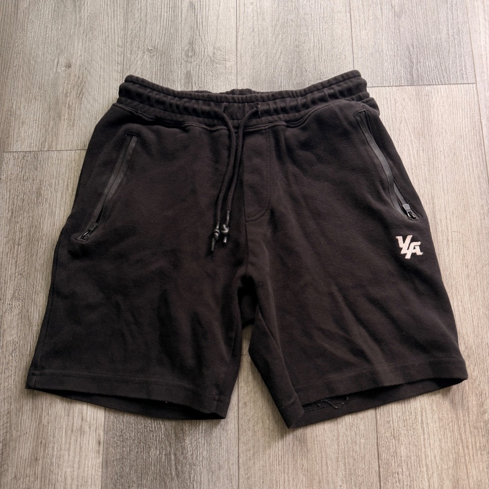 YoungLA Mens Large Black Fleece Sweat Shorts Zip Pockets Gym Drawstring YLA Logo